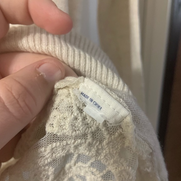 AEO Cream Scoop Neck Lace Back Sweater S - Picture 6 of 8